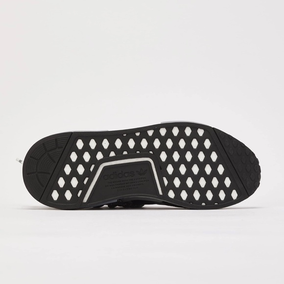 [NEW] Men's‎ Adidas HU NMD Animal Print Shoes ID1531 - Picture 5 of 5